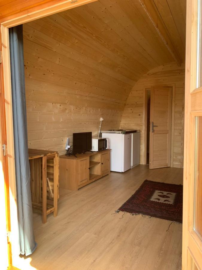 Bungalow 3 Personas - Camping Playa De Tapia Tapia De Casariego Dış mekan fotoğraf